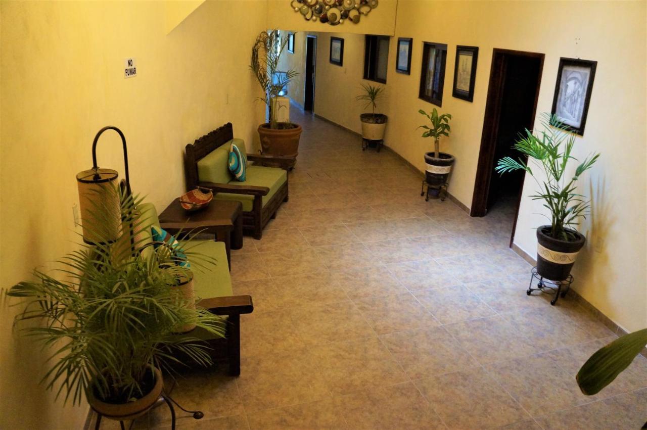 Familiar Los Arcos Inn *