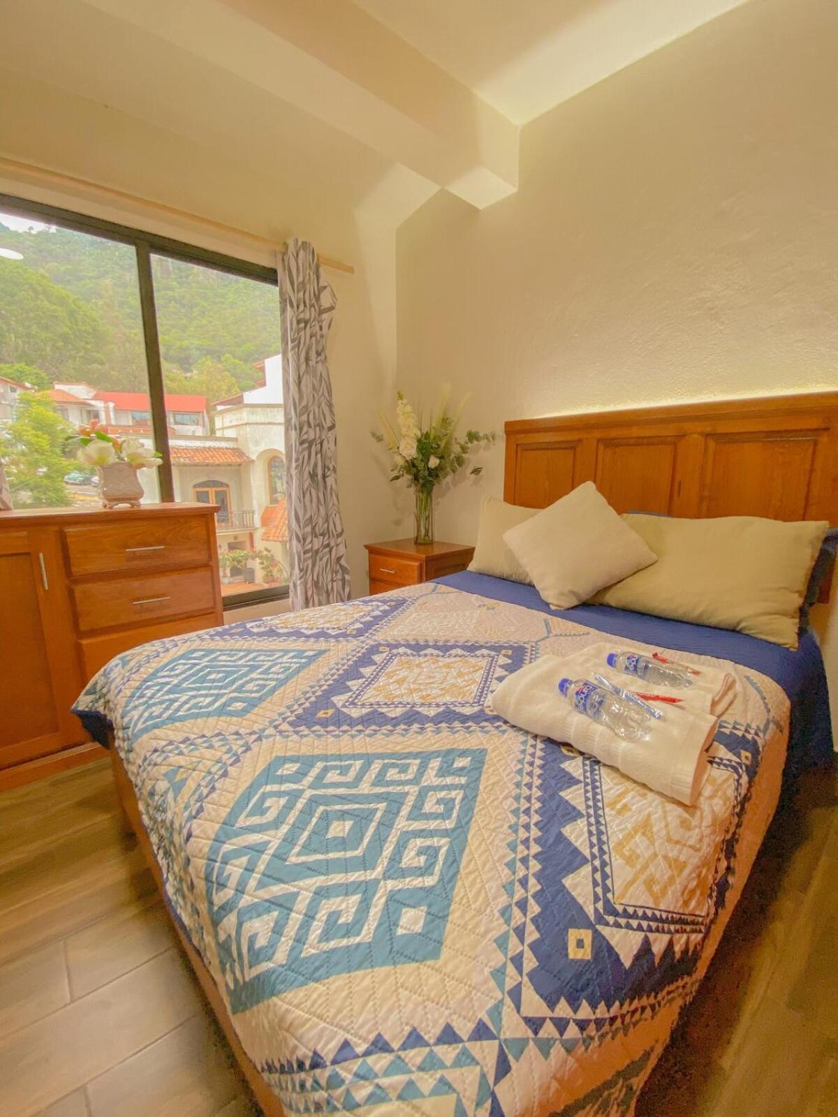 With Free Parking Apartamento