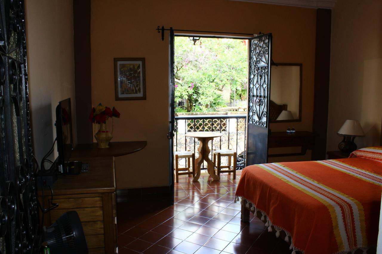 Hotel Plaza Rivera